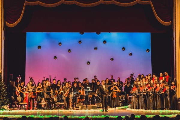 Theatro Pedro II recebe concerto Alma de Natal nesta quarta-feira