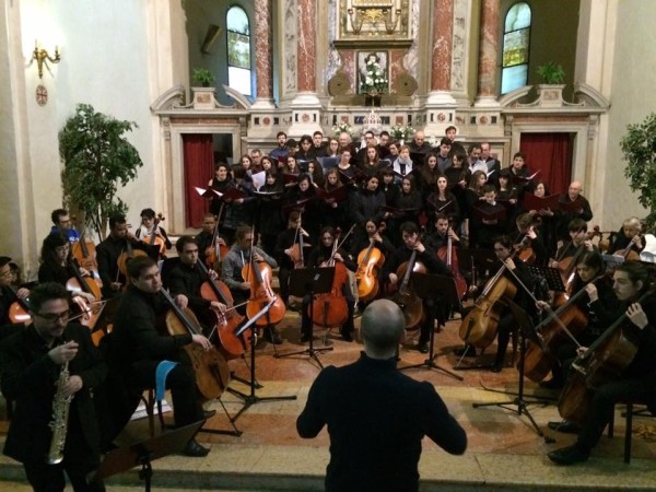 Alunos da Alma participam de festival na Itália