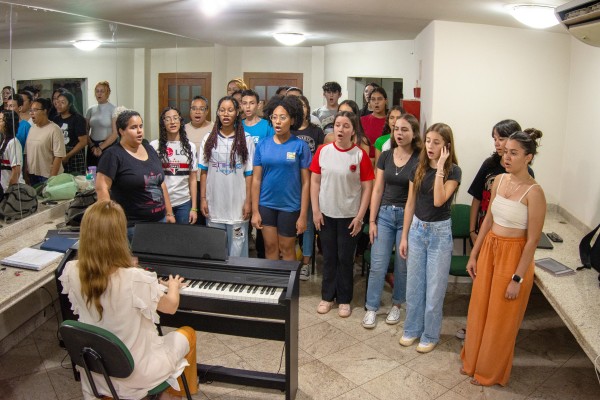 Alma abre inscrições para cursos livres de música, dança e teatro