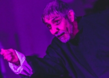 Diretor do núcleo de teatro da Alma protagoniza monólogo que marca seus 40 anos de carreira